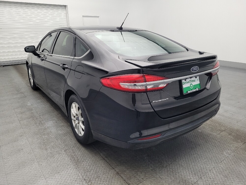 2017 Ford Fusion in Columbia, SC 29210 - 18096782 5