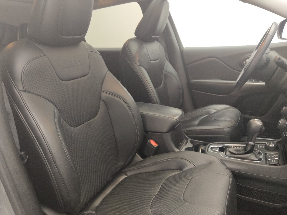 2019 Jeep Cherokee in Gainesville, FL 32609 - 18096788 21