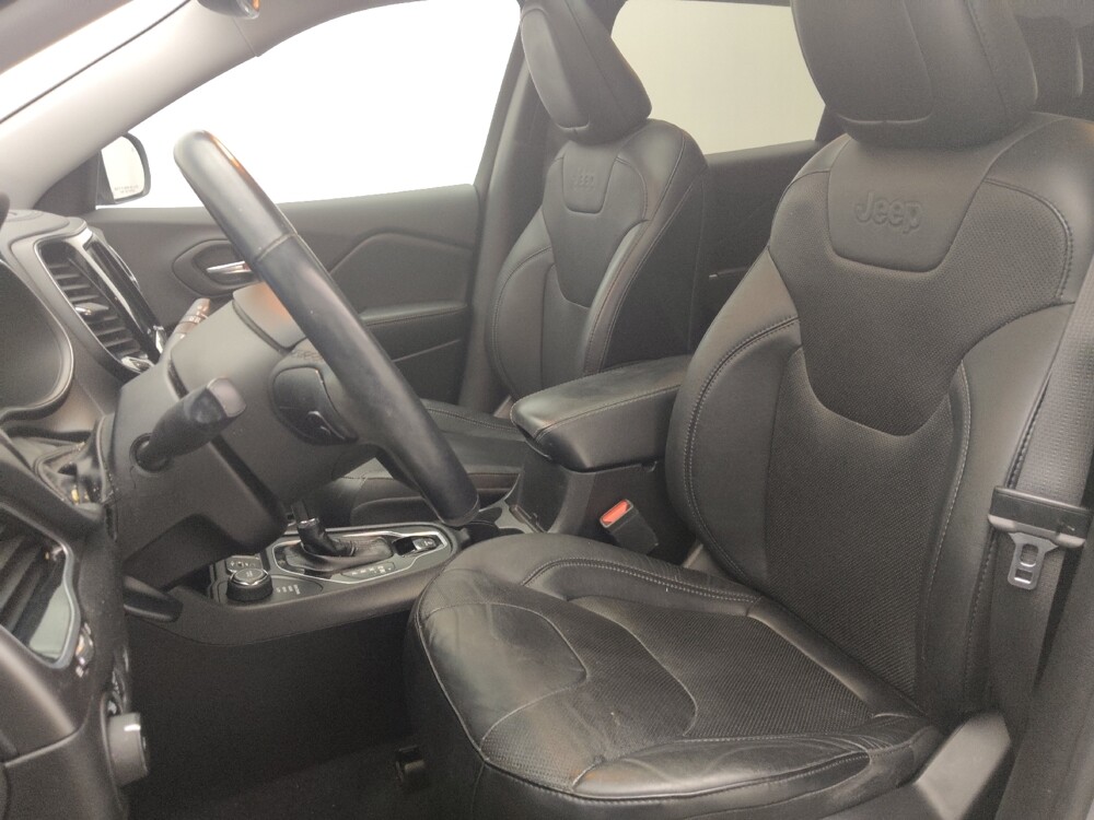 2019 Jeep Cherokee in Gainesville, FL 32609 - 18096788 17