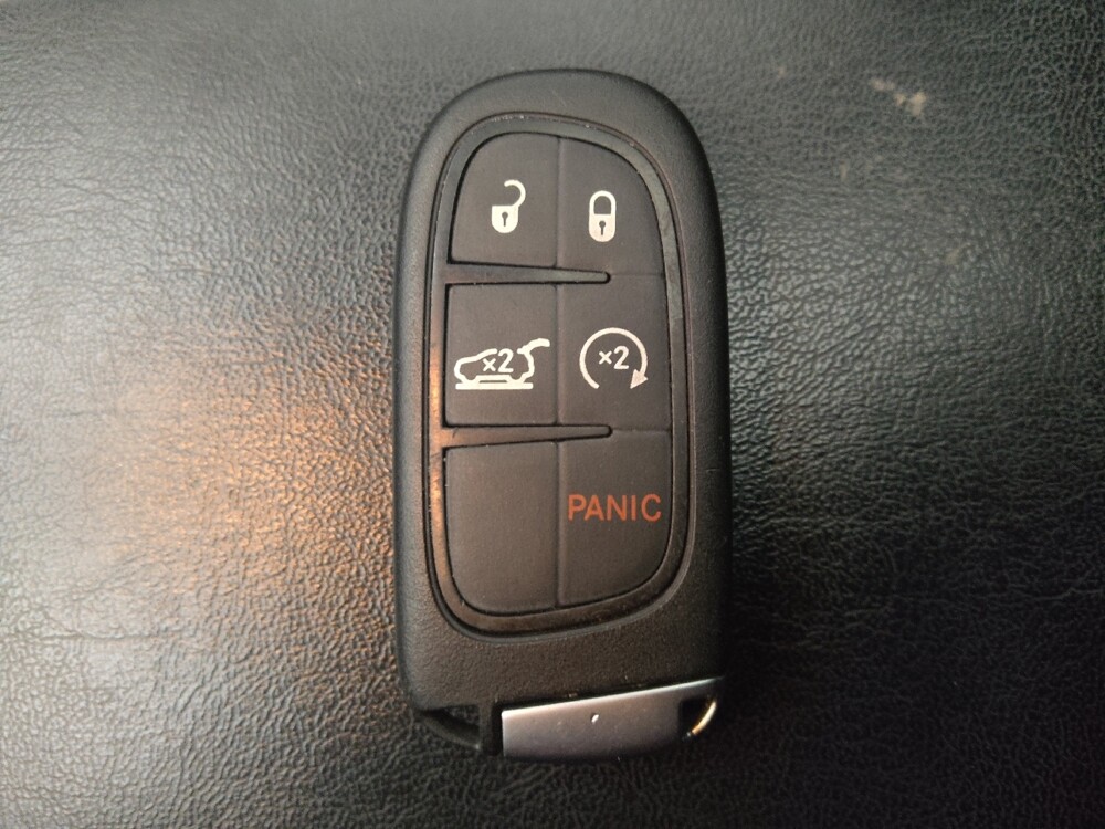 2019 Jeep Cherokee in Gainesville, FL 32609 - 18096788 32