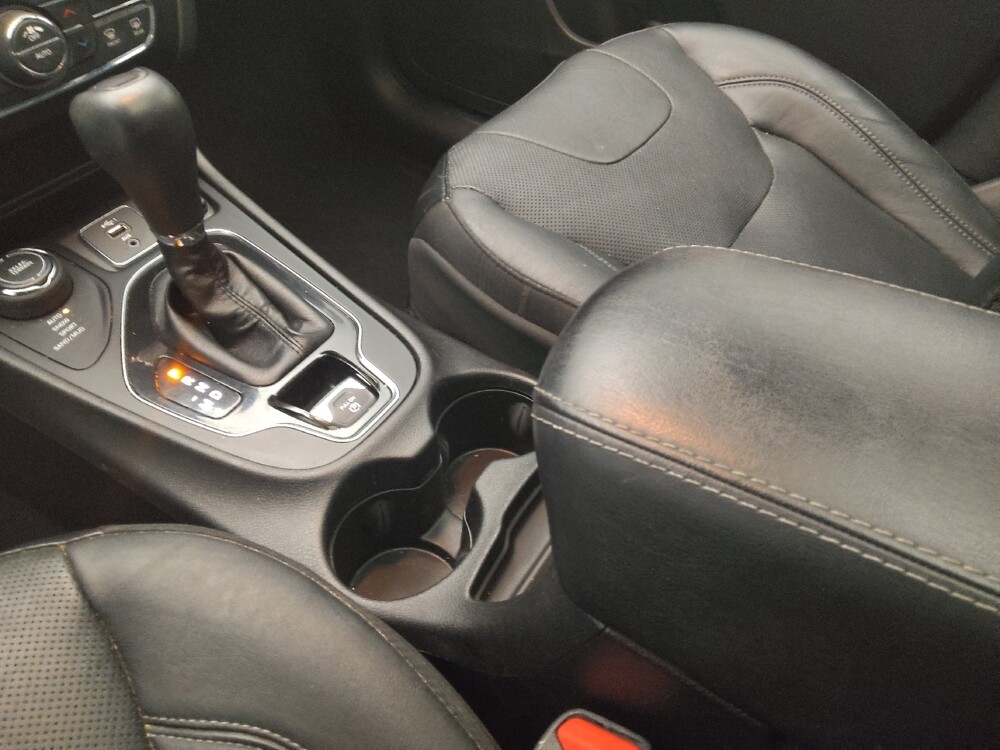 2019 Jeep Cherokee in Gainesville, FL 32609 - 18096788 26