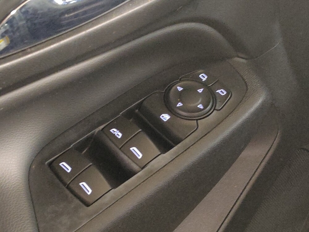 2018 Chevrolet Equinox in Fort Worth, TX 76116 - 18096792 27