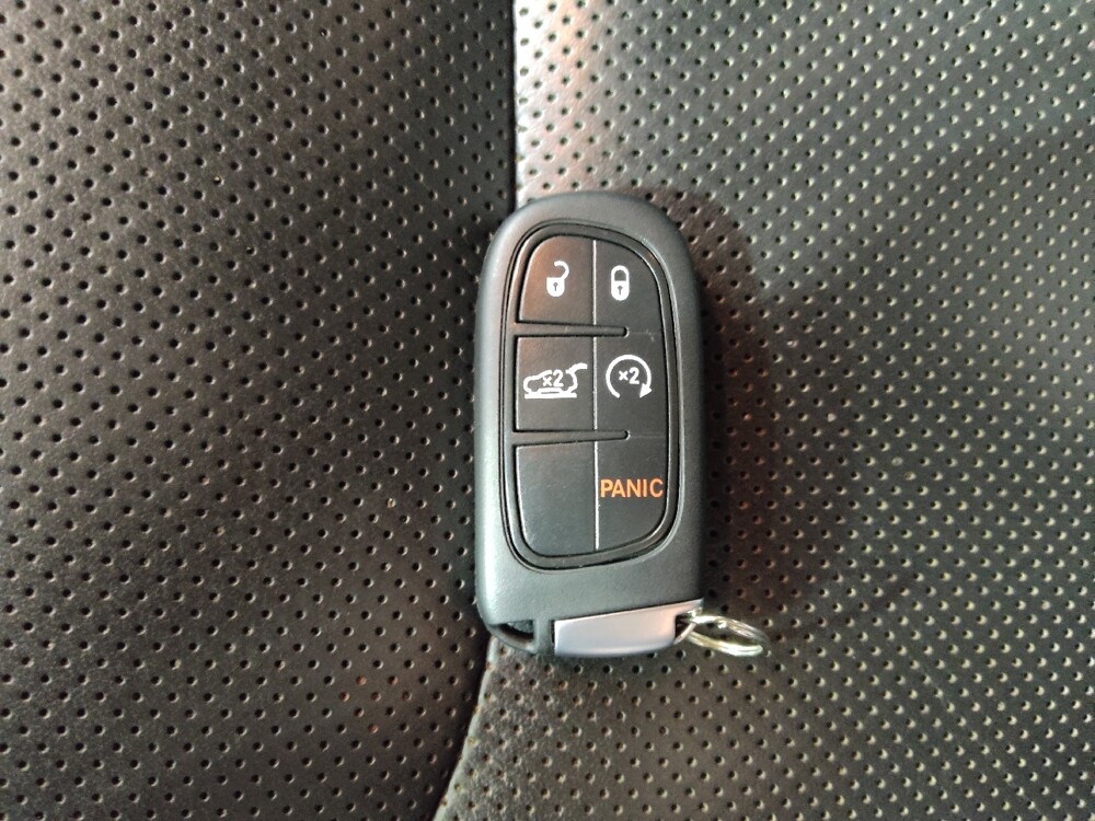 2019 Jeep Cherokee in Winston-Salem, NC 27103 - 18096793 32