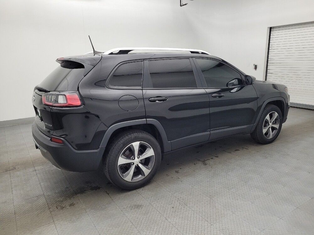 2019 Jeep Cherokee in Winston-Salem, NC 27103 - 18096793 10