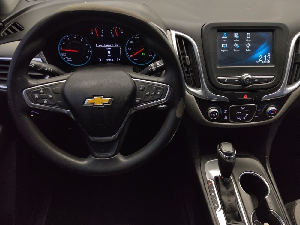 2018 Chevrolet Equinox in Pensacola, FL 32505 - 18096795 22