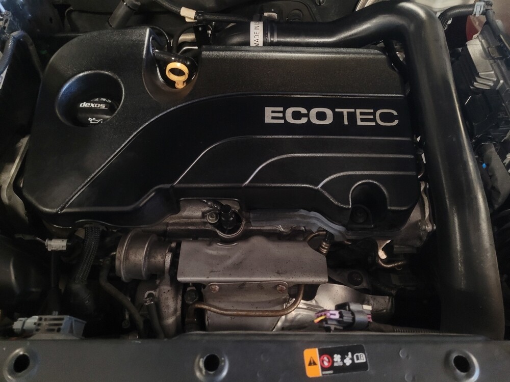 2018 Chevrolet Equinox in Pensacola, FL 32505 - 18096795 30