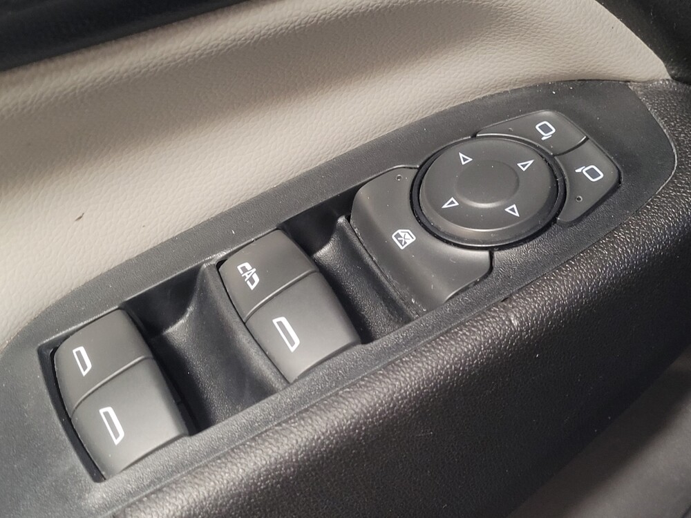 2018 Chevrolet Equinox in Pensacola, FL 32505 - 18096795 27