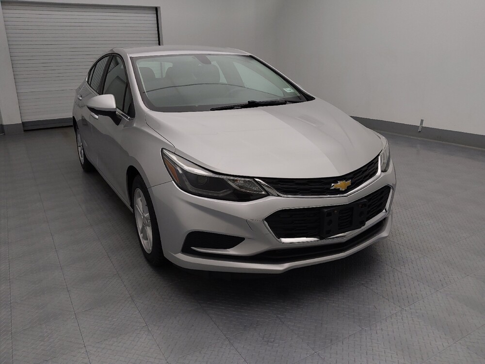 2017 Chevrolet Cruze in Wichita, KS 67207 - 18096799 13