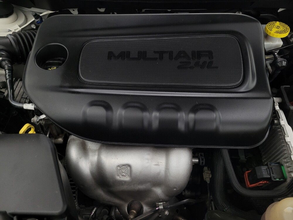 2019 Jeep Cherokee in Gainesville, FL 32609 - 18096804 30