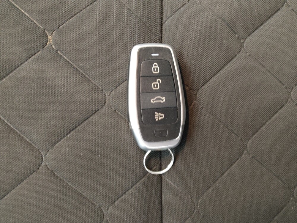 2020 Nissan Kicks in Independence, MO 64055 - 18096809 32