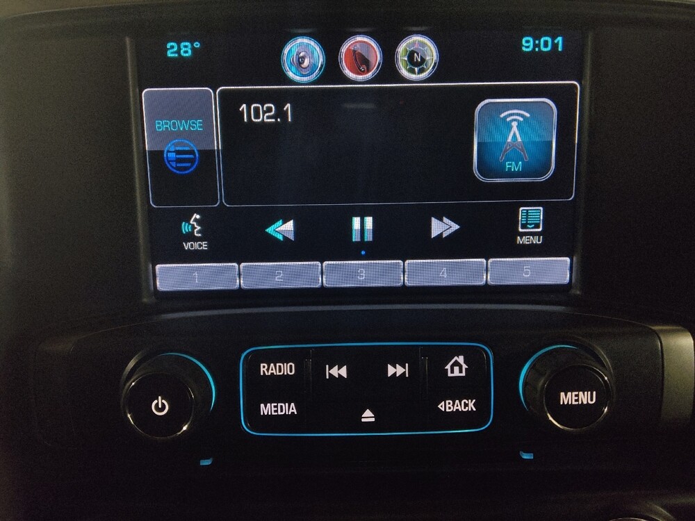 2015 Chevrolet Silverado 1500 in Knoxville, TN 37923 - 18096826 25