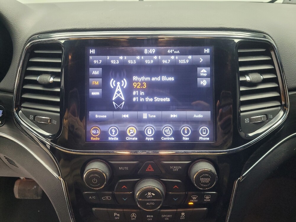 2019 Jeep Grand Cherokee in Indianapolis, IN 46222 - 18096829 25