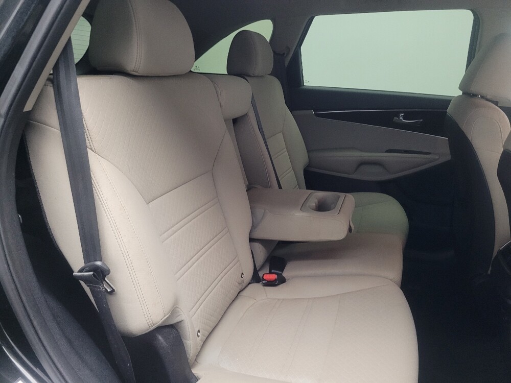 2019 Kia Sorento in Stone Mountain, GA 30083 - 18096836 19