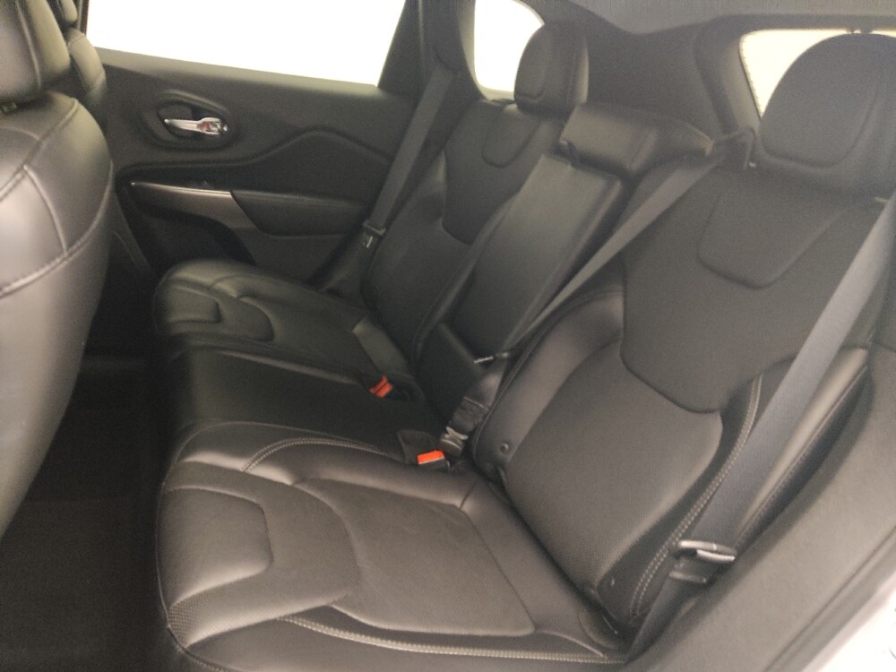 2019 Jeep Cherokee in Athens, GA 30606 - 18096837 18