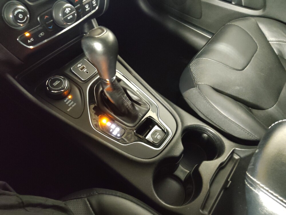 2019 Jeep Cherokee in Athens, GA 30606 - 18096837 26