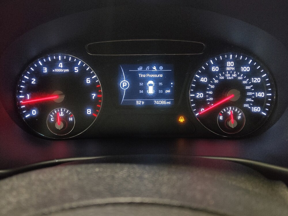 2018 Kia Sorento in Jackson, MS 39211 - 18096846 23