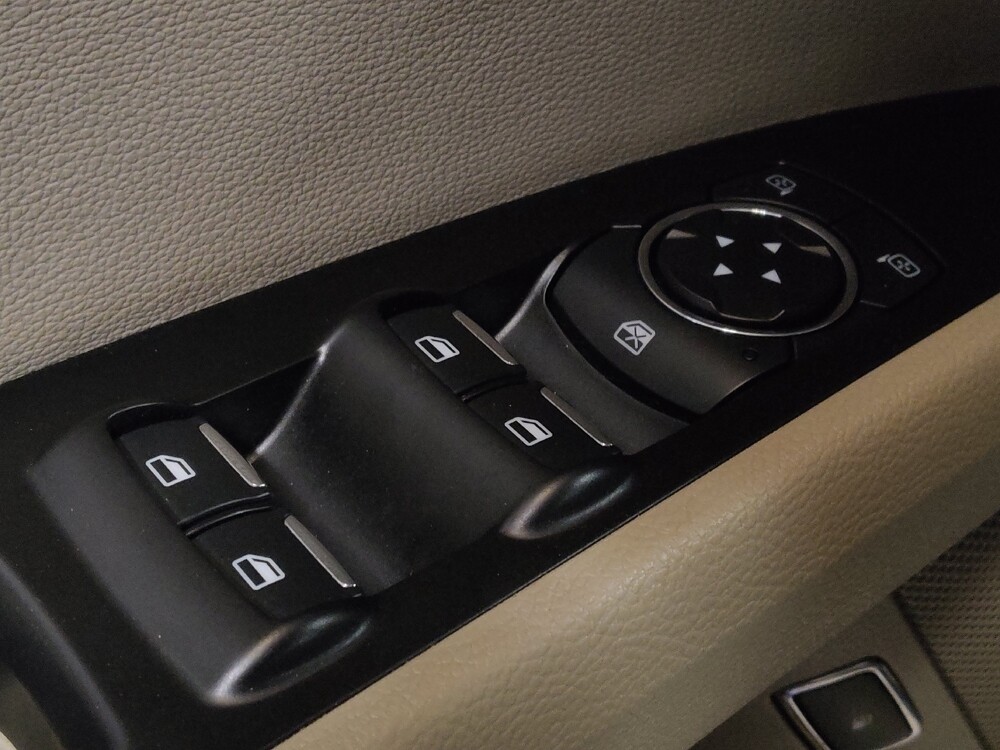 2017 Ford Fusion in Jacksonville, FL 32210 - 18096848 27