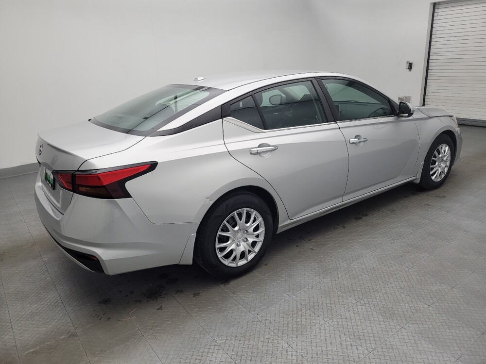 2019 Nissan Altima in Columbia, SC 29210 - 18096855 10