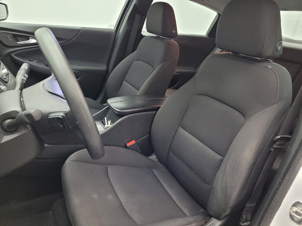 2019 Chevrolet Malibu in Columbia, SC 29210 - 18096858 17