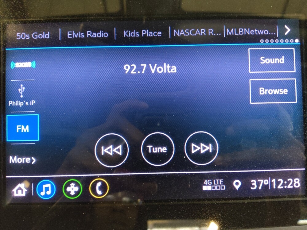 2019 Chevrolet Malibu in Columbia, SC 29210 - 18096858 25