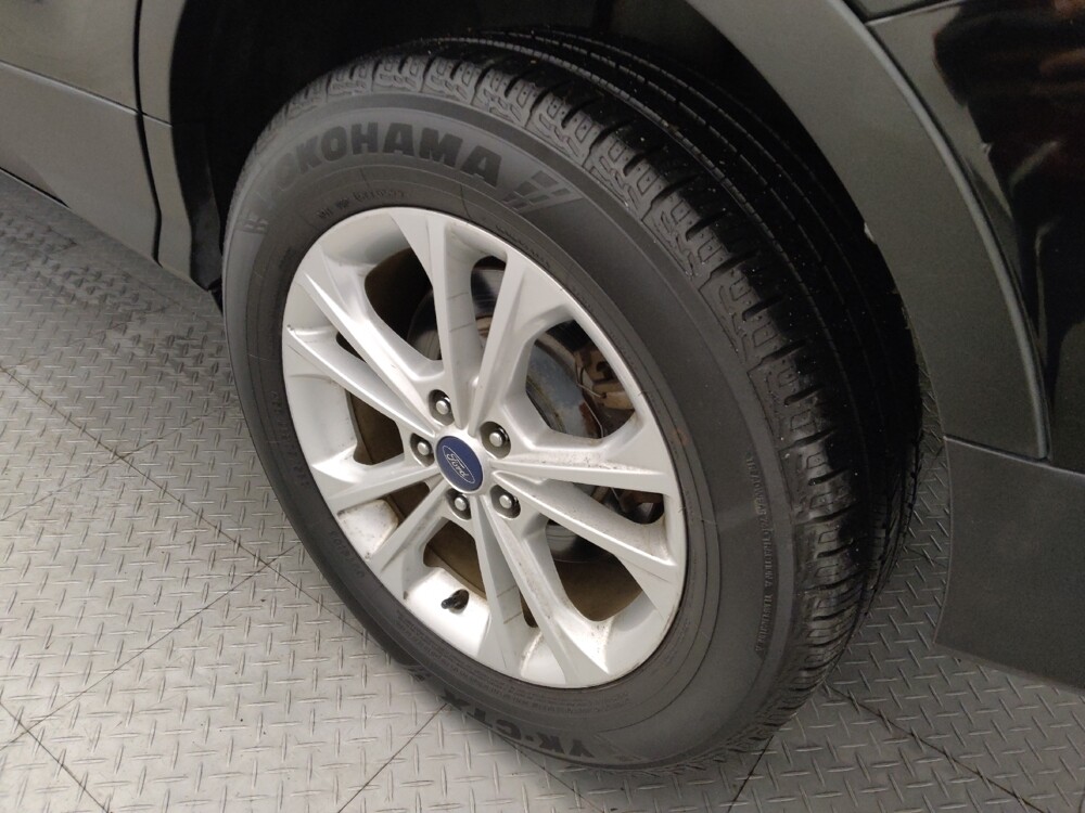 2018 Ford Escape in Houston, TX 77060 - 18096860 31