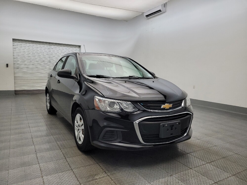 2019 Chevrolet Sonic in Mesa, AZ 85210 - 18096865 13
