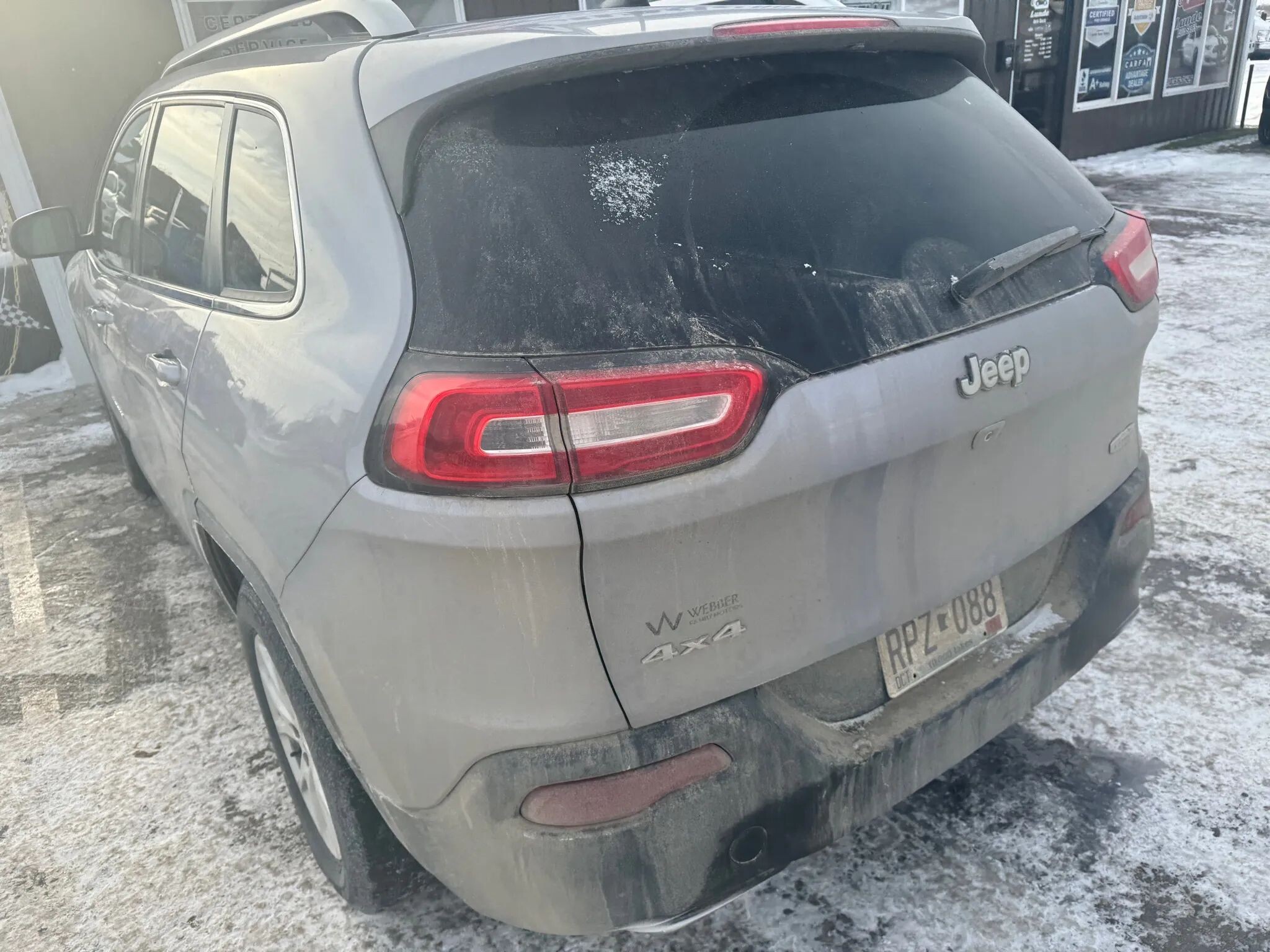 2018 Jeep Cherokee in Wadena, MN 56482 - 18096871 5