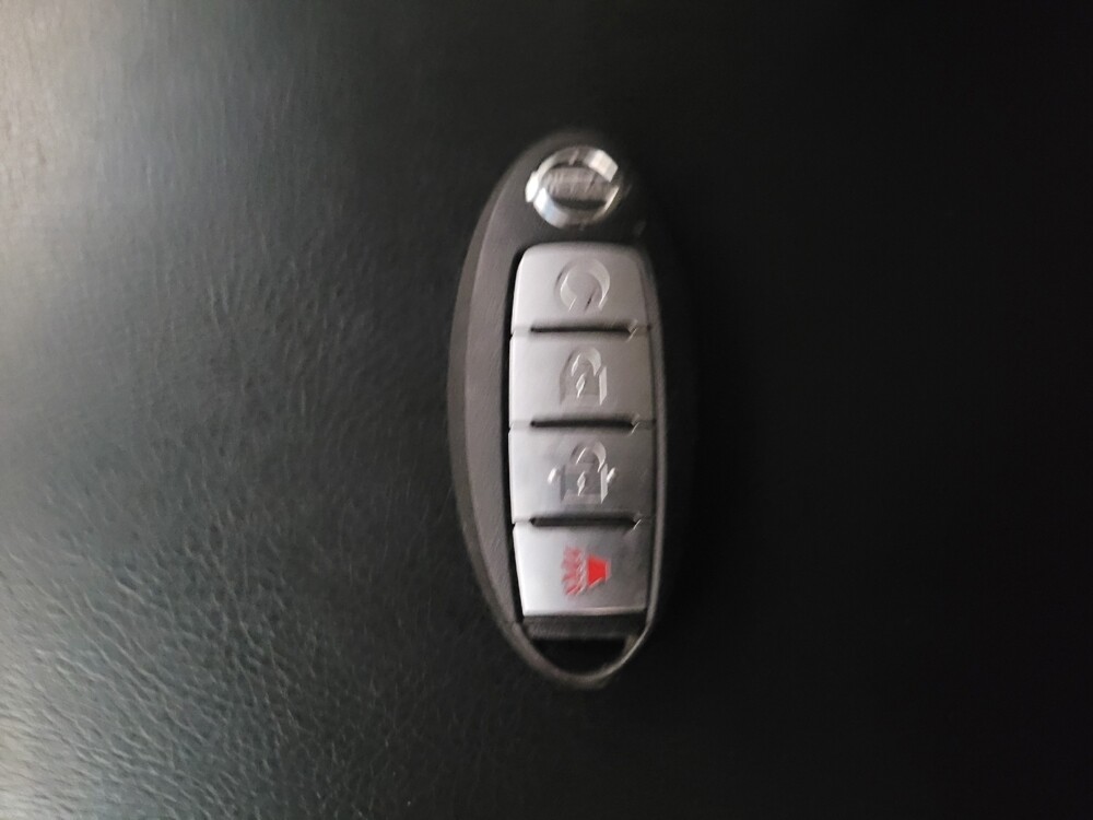 2020 Nissan Pathfinder in Downey, CA 90241 - 18096877 32