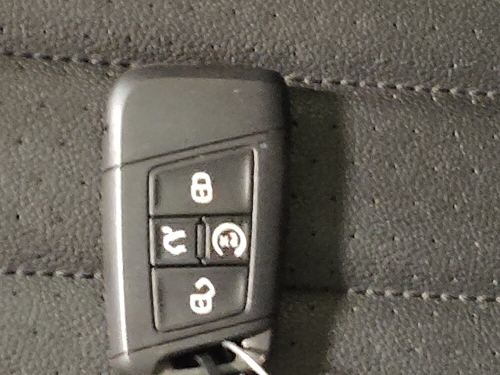 2022 Volkswagen Tiguan in Tulsa, OK 74145 - 18096884 32