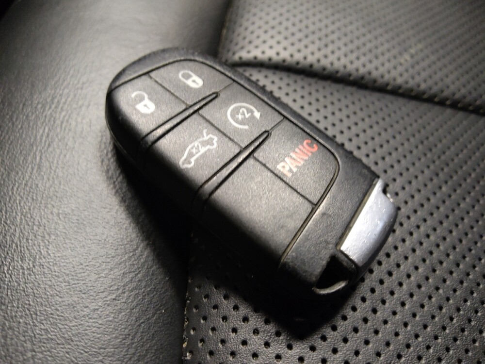 2016 Chrysler 200 in Albuquerque, NM 87123 - 18096885 32