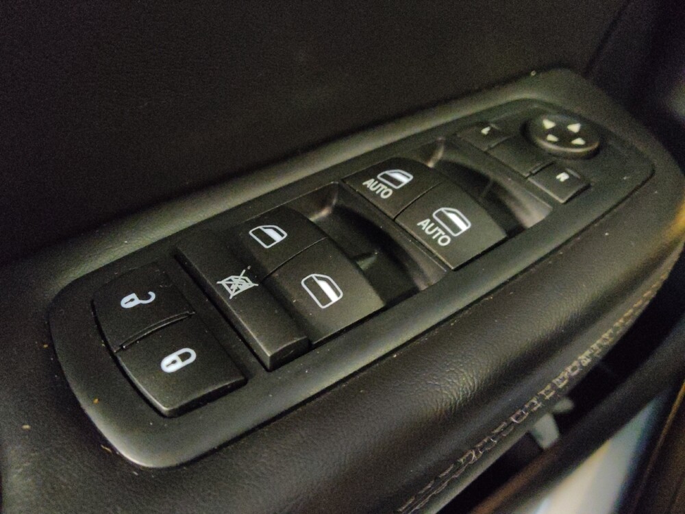 2016 Chrysler 200 in Albuquerque, NM 87123 - 18096885 27