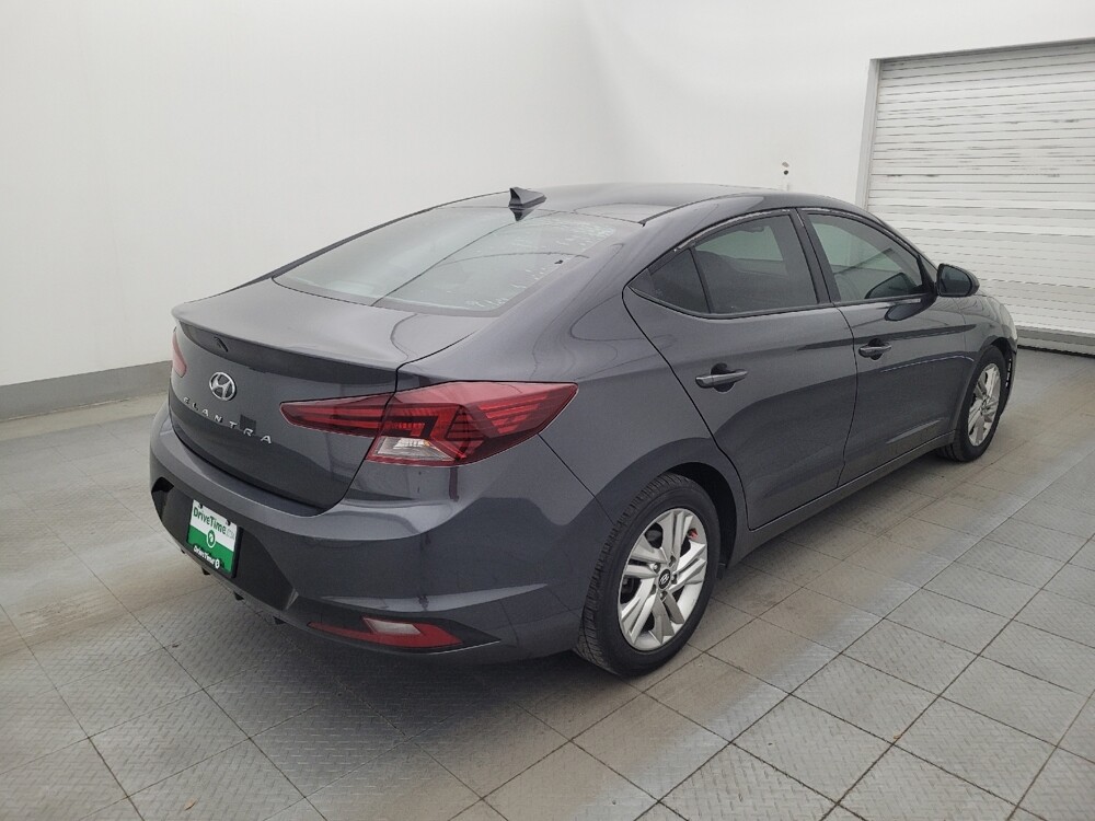 2020 Hyundai Elantra in Knoxville, TN 37923 - 18096886 9