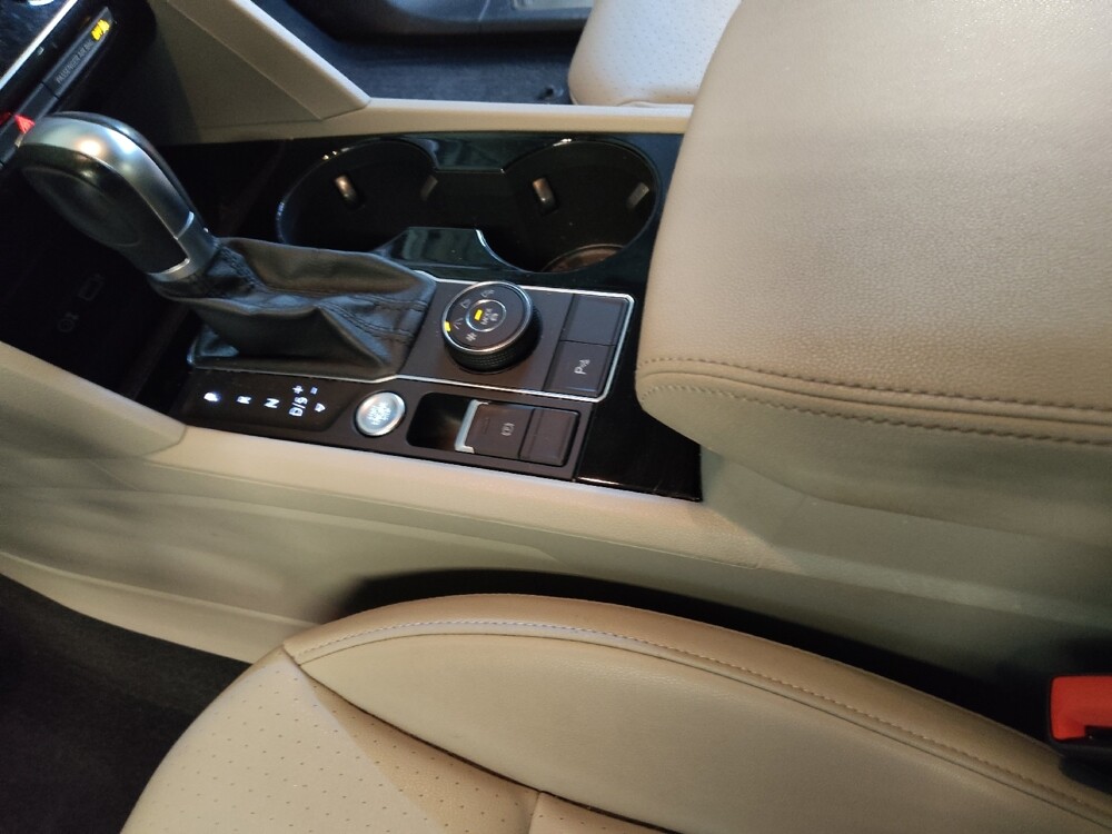 2019 Volkswagen Atlas in Salem, VA 24153 - 18096889 26