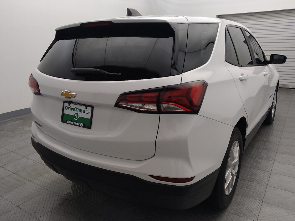 2022 Chevrolet Equinox in Live Oak, TX 78233 - 18096892 7