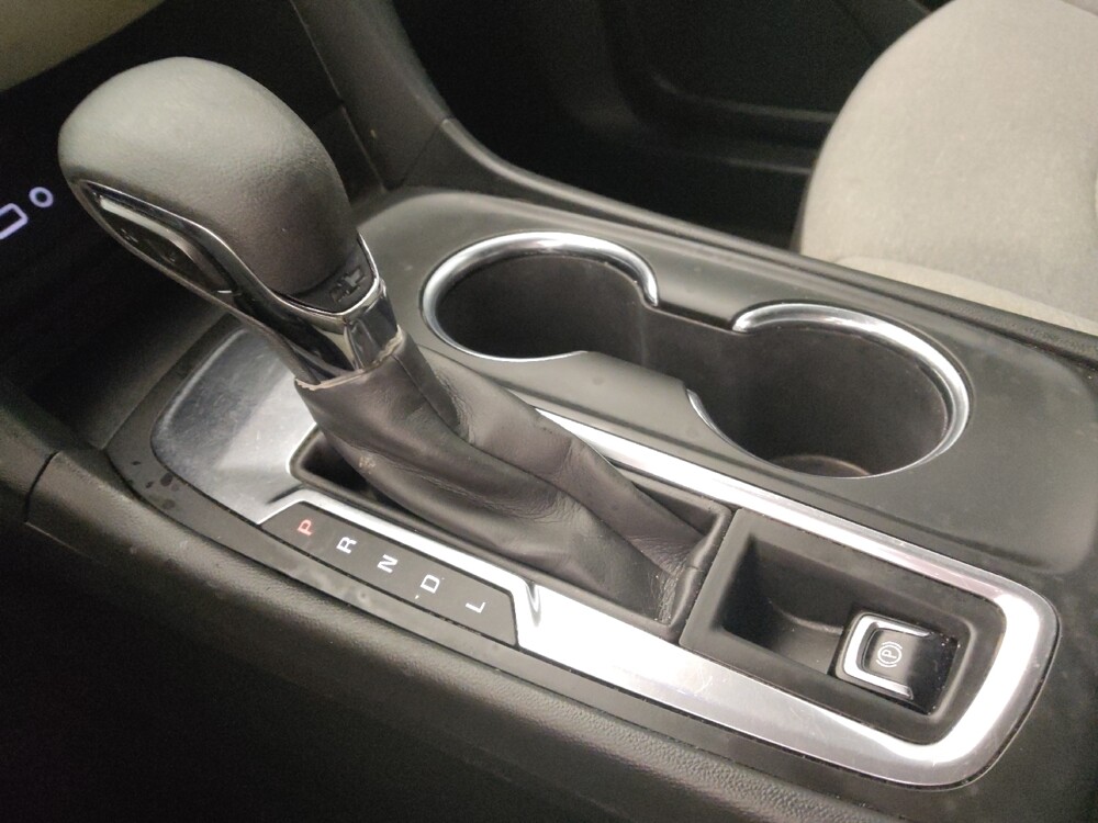 2022 Chevrolet Equinox in Live Oak, TX 78233 - 18096892 26