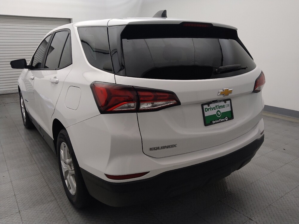 2022 Chevrolet Equinox in Live Oak, TX 78233 - 18096892 6