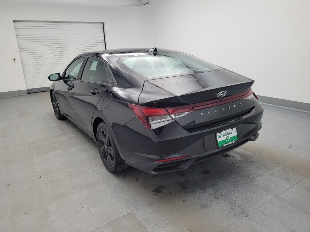 2022 Hyundai Elantra in Miamisburg, OH 45342 - 18096893 5
