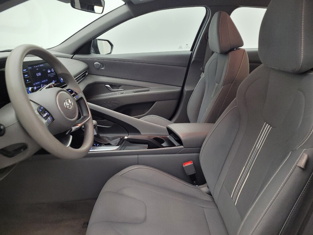 2022 Hyundai Elantra in Miamisburg, OH 45342 - 18096893 17