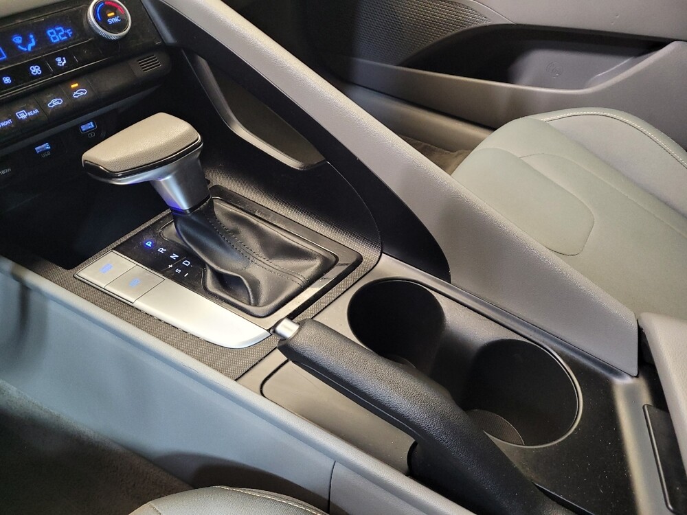 2022 Hyundai Elantra in Miamisburg, OH 45342 - 18096893 26