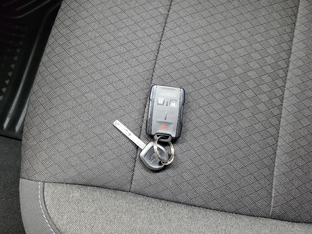 2020 Chevrolet Silverado 1500 in Pittsburgh, PA 15236 - 18096895 32