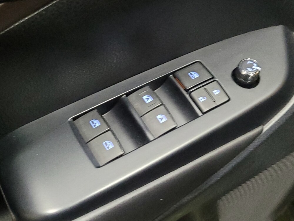 2019 Toyota Highlander in Williamstown, NJ 8094 - 18096897 27