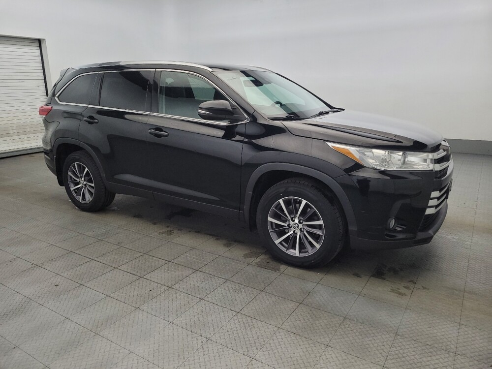 2019 Toyota Highlander in Williamstown, NJ 8094 - 18096897 11