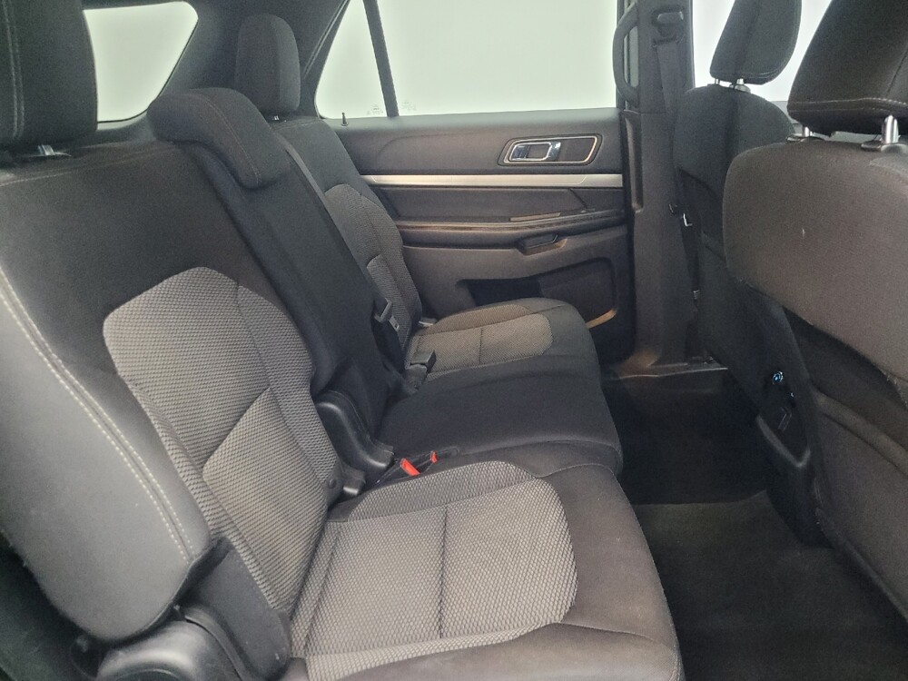 2018 Ford Explorer in Indianapolis, IN 46219 - 18096898 19