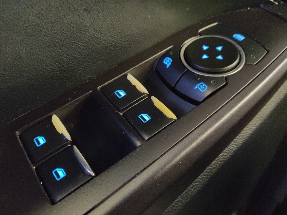 2020 Ford Explorer in Mesa, AZ 85210 - 18096900 27