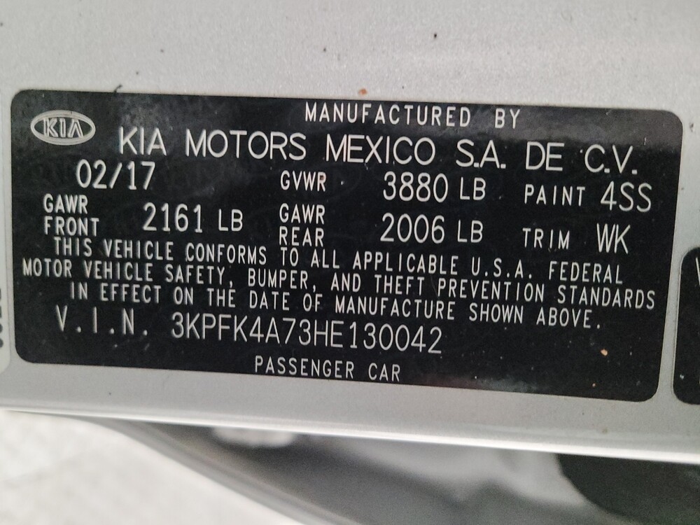 2017 Kia Forte in Downey, CA 90241 - 18096903 33