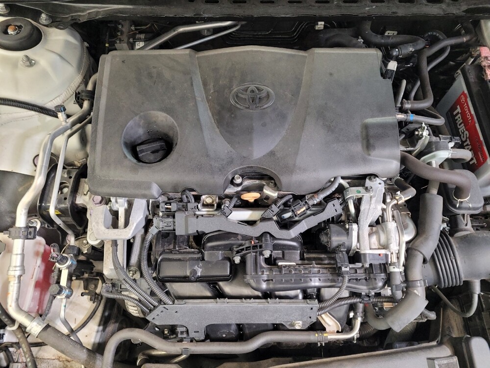 2020 Toyota Camry in Columbus, OH 43231 - 18096910 30