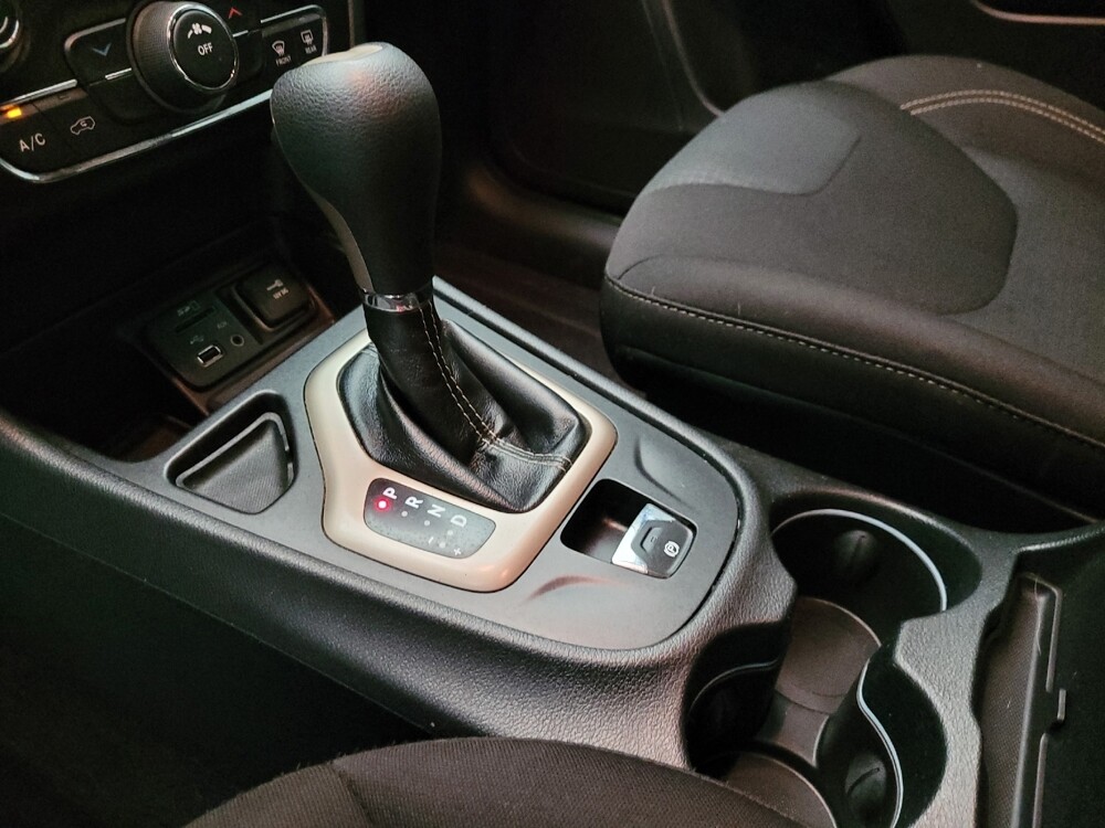 2016 Jeep Cherokee in Albuquerque, NM 87123 - 18096913 26