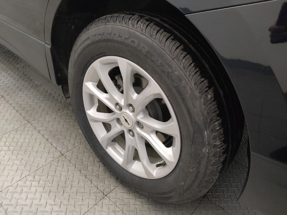 2021 Chevrolet Equinox in Live Oak, TX 78233 - 18096914 31