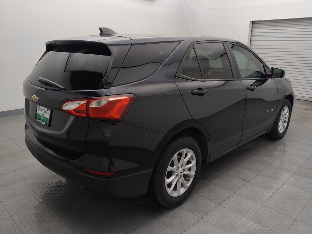 2021 Chevrolet Equinox in Live Oak, TX 78233 - 18096914 9
