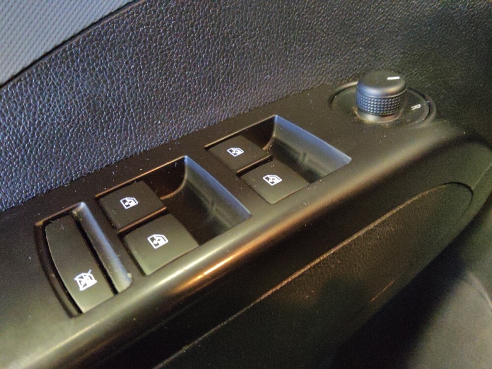 2019 Chevrolet Sonic in Mesa, AZ 85210 - 18096919 27